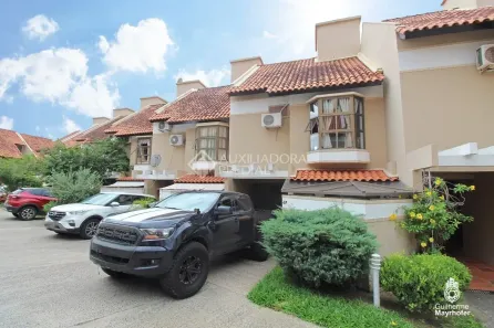 Casa com 3 Quartos à venda, 120m² no Jardim Sabará, Porto Alegre