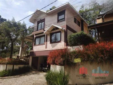 Casa de Condomínio com 3 Quartos à venda, 270m² no , Camanducaia