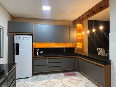 Casa com 3 Quartos à venda, 300m² no Distrito Industrial II, Manaus