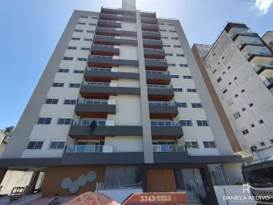 Apartamento com 2 Quartos à venda, 66m² no Barreiros, São José