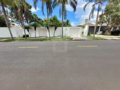 Casa com 4 Quartos para alugar, 400m² no Morada da Colina, Uberlândia
