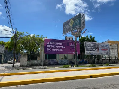Imóvel Comercial com 4 Quartos para alugar, 672m² no Praia de Iracema, Fortaleza