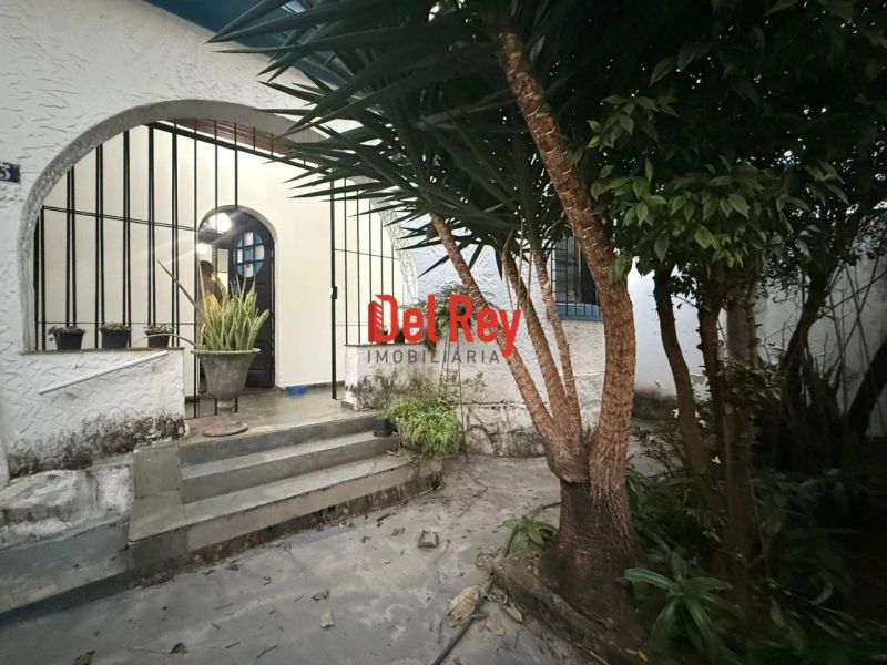 Casa com 3 quartos — Carlos Prates, Belo Horizonte