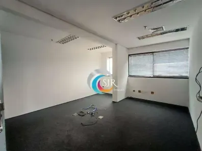 Sala Comercial para alugar, 90m² no Vila Olímpia, São Paulo