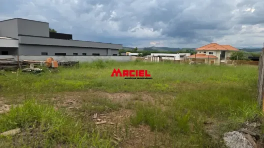 Lote/Terreno à venda, 600m² no Condomínio Residencial Colinas do Paratehy, São José dos Campos