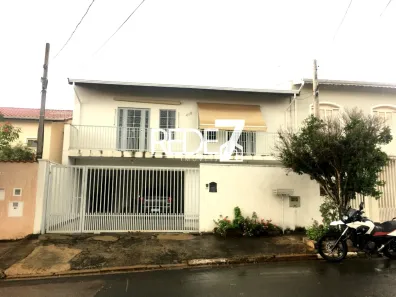 Sobrado com 3 Quartos à venda, 203m² no Parque Jambeiro, Campinas