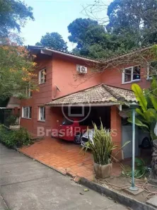 Casa de Condomínio com 4 Quartos à venda, 280m² no Pendotiba, Niterói
