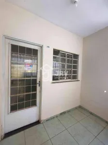 Casa com 2 Quartos para alugar, 44m² no Cruzeiro do Sul, Valparaíso de Goiás