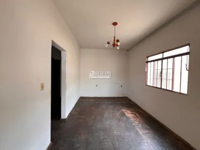 Casa com 4 Quartos à venda, 268m² no Boa Vista, Uberaba