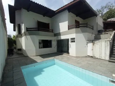 Casa com 4 Quartos à venda, 400m² no Vila Tramontano, São Paulo