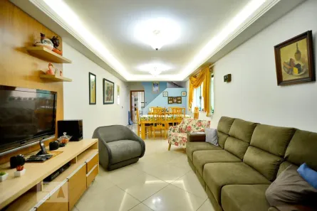 Casa com 3 Quartos à venda, 220m² no Vila Anglo Brasileira, São Paulo