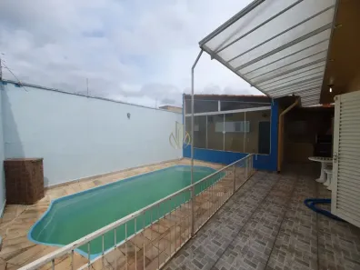Casa com 3 Quartos para alugar, 250m² no Jardim Jacira, Mogi Guaçu