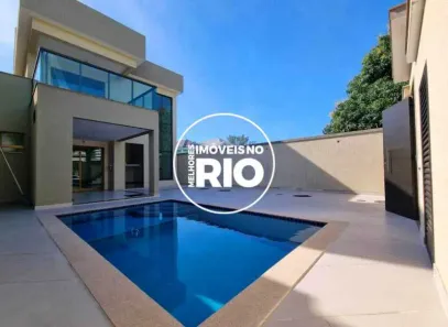 Casa de Condomínio com 4 Quartos à venda, 252m² no Barra da Tijuca, Rio de Janeiro