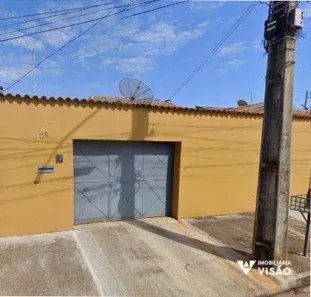 Casa com 3 Quartos à venda, 160m² no Beija-Flor, Uberaba