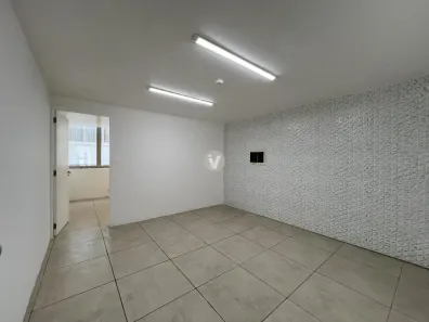 Sala Comercial com 1 Quarto à venda, 104m² no Centro, Santa Maria