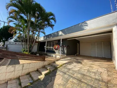 Casa com 4 Quartos para alugar, 200m² no Chácara Machadinho II, Americana