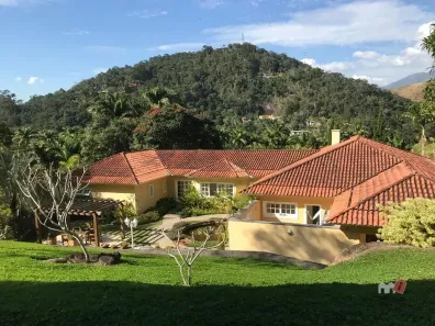 Casa com 4 Quartos à venda, 493m² no Itaipava, Petrópolis
