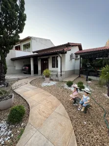 Casa com 3 Quartos à venda, 185m² no Jardim Amália, Volta Redonda