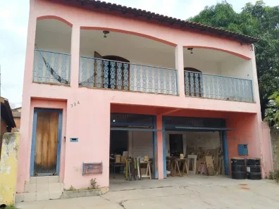 Casa com 3 Quartos à venda, 107m² no Centro, Rio das Pedras
