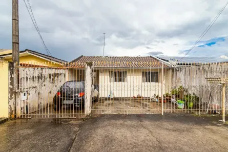 Casa com 3 Quartos à venda, 70m² no Pinheirinho, Curitiba