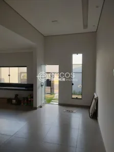 Casa com 3 Quartos à venda, 101m² no Jardim Holanda, Uberlândia