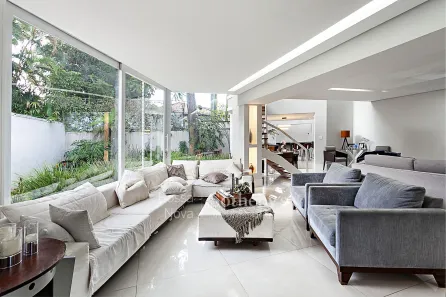 Casa de Condomínio com 4 Quartos à venda, 546m² no Jardim Vitória Régia, São Paulo