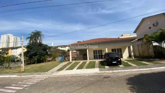 Casa de Condomínio com 2 Quartos para alugar, 100m² no Jardim Flamboyant, Sorocaba