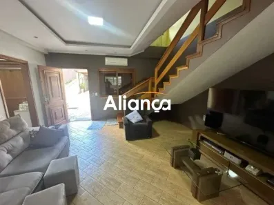 Casa com 4 Quartos para alugar, 300m² no Jardim Floresta, Porto Alegre