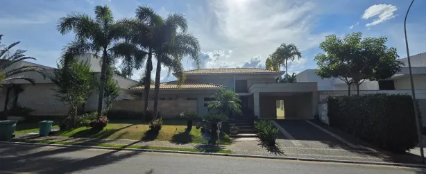 Casa com 4 Quartos à venda, 391m² no Jardins Milão, Goiânia
