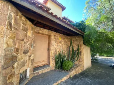 Sobrado com 3 Quartos à venda, 338m² no Vila Homero, Indaiatuba