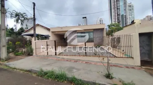 Casa com 3 Quartos para alugar, 150m² no Arco Íris, Londrina