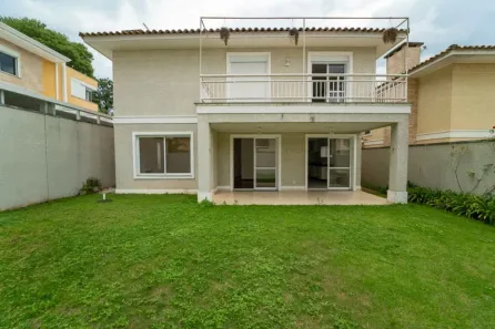 Casa de Condomínio com 3 Quartos para alugar, 260m² no Bosque do Vianna, Cotia