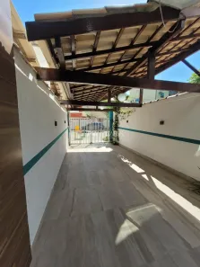 Casa com 2 Quartos para alugar, 123m² no Mirante da Lagoa, Macaé