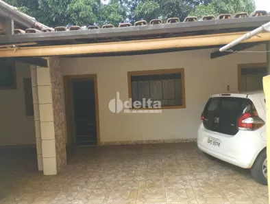 Casa com 2 Quartos à venda, 250m² no Nossa Senhora Aparecida, Uberlândia
