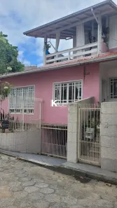 Casa com 3 Quartos à venda, 260m² no Coqueiros, Florianópolis