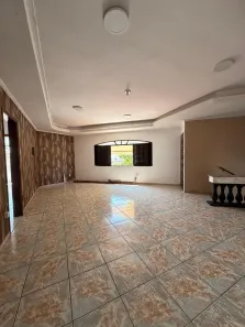 Casa com 2 Quartos para alugar, 100m² no Vila São José, Taubaté
