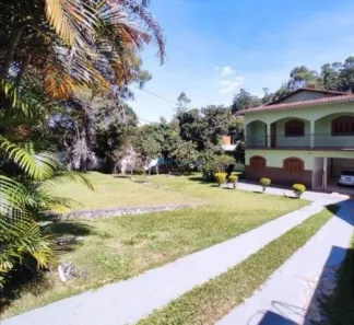 Fazenda/Sítio com 3 Quartos à venda, 1860m² no Recanto dos Lagos, Juiz de Fora