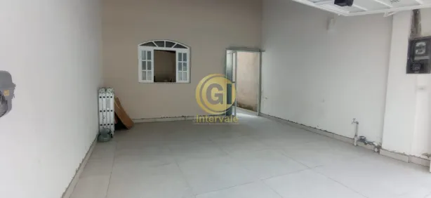Sobrado com 3 Quartos à venda, 200m² no Parque Santo Antônio, Jacareí