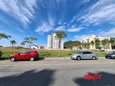 Lote/Terreno para alugar, 720m² no Beira Rio, Biguaçu
