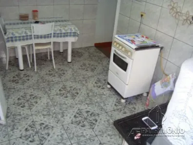 Casa com 2 Quartos à venda, 150m² no Cajuru do Sul, Sorocaba
