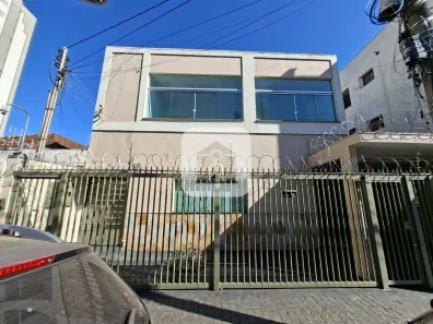 Sobrado com 3 Quartos para alugar, 200m² no Nossa Senhora Aparecida, Uberlândia