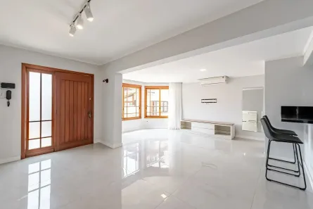 Casa de Condomínio com 3 Quartos à venda, 215m² no Cristal, Porto Alegre