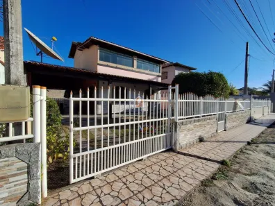 Casa de Condomínio com 5 Quartos à venda, 165m² no , Araruama