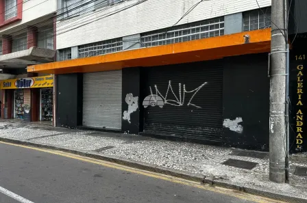 Imóvel Comercial à venda, 173m² no Centro, Curitiba