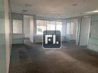 Sala Comercial para alugar, 300m² no Itaim Bibi, São Paulo