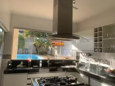 Casa de Condomínio com 3 Quartos à venda, 220m² no Guará I, Brasília