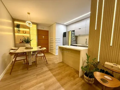 Apartamento com 2 Quartos à venda, 69m² no Coqueiros, Florianópolis