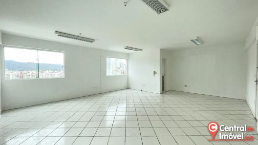 Sala Comercial à venda, 60m² no Centro, Balneário Camboriú