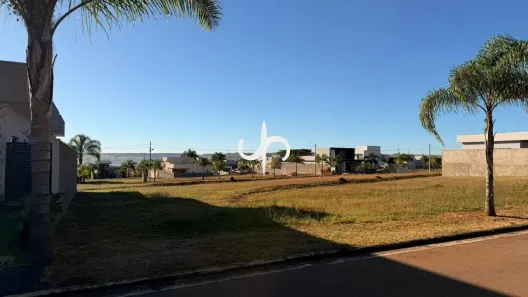 Lote/Terreno à venda, 360m² no Condomínio Residencial Gaudi, Anápolis