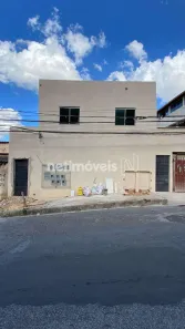 Casa com 2 Quartos para alugar, 42m² no Riacho das Pedras, Contagem